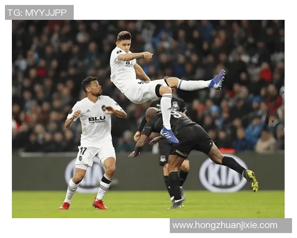 瓦伦西亚主场不敌毕尔巴鄂，球队连续三轮未能取胜，危机重重