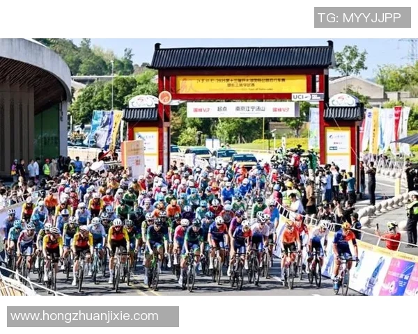 环太湖国际公路自行车赛盛况空前吸引全球骑行爱好者共襄盛举 环太湖国际公路自行车赛盛况空前吸引全球骑行爱好者共襄盛举